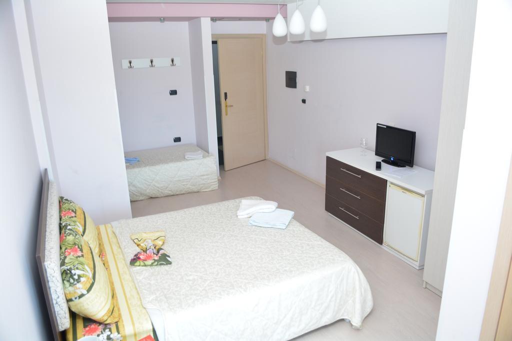 Hotel Albion Durrës Exteriér fotografie